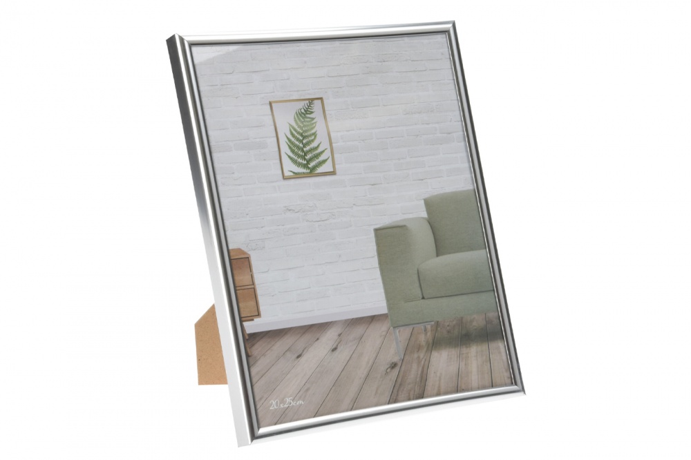 Фоторамка  цвет  серебро 20*25см