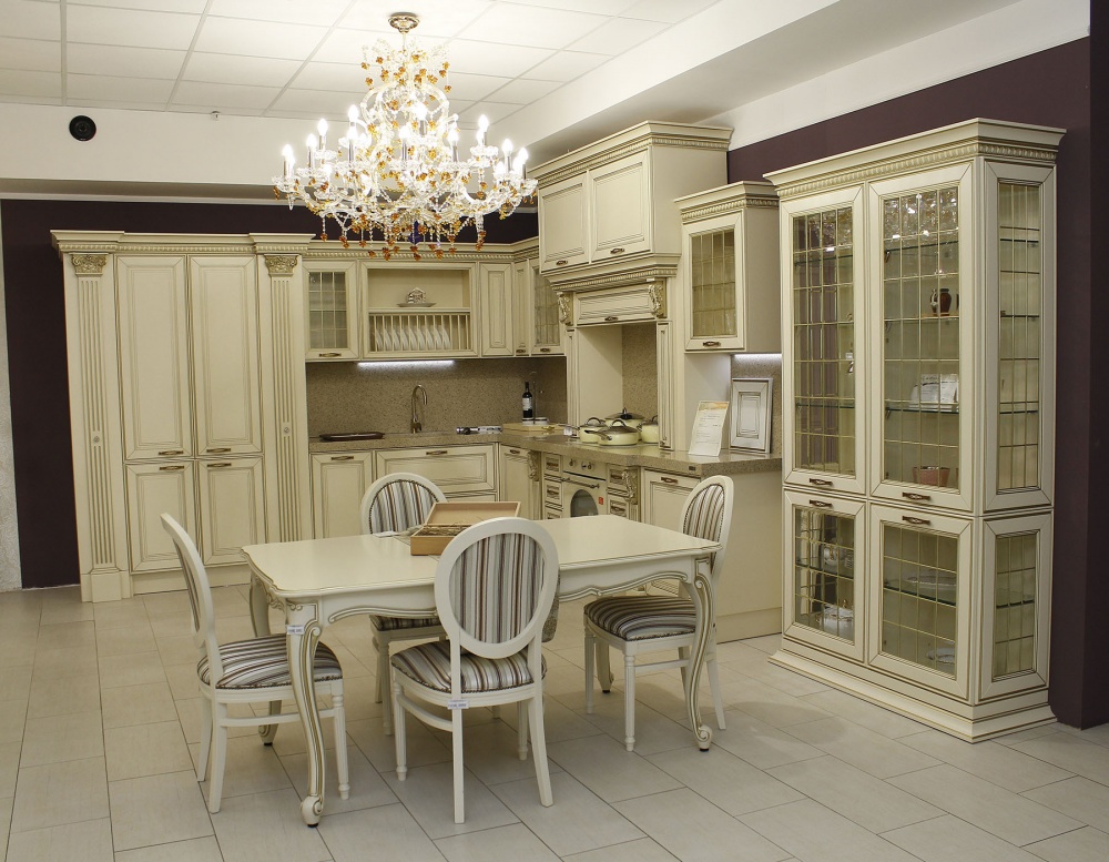 Купить кухню по низкой цене на заказ в кухонной студии Да Винчи Ставрополь Доставка и установка в день покупки.  