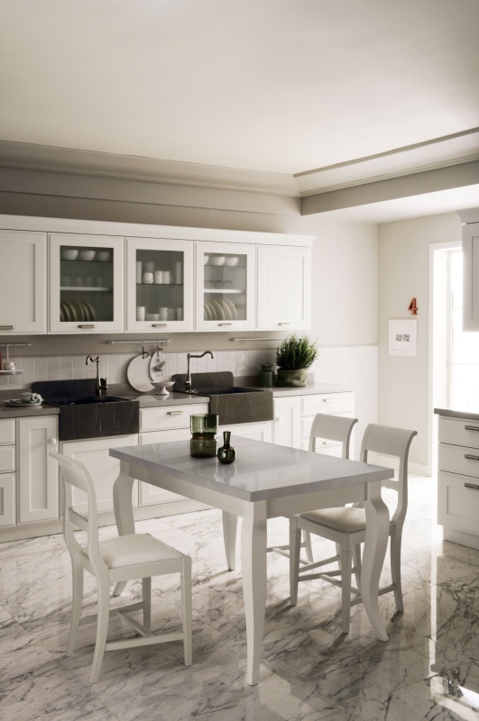 Светлая кухня для большой семьи: советы по созданию функционального пространства