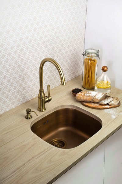 OMOIKIRI Мойка Natori натуральная латунь