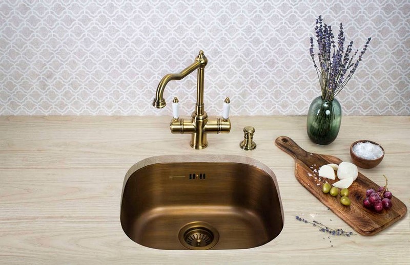 OMOIKIRI Мойка Natori натуральная латунь