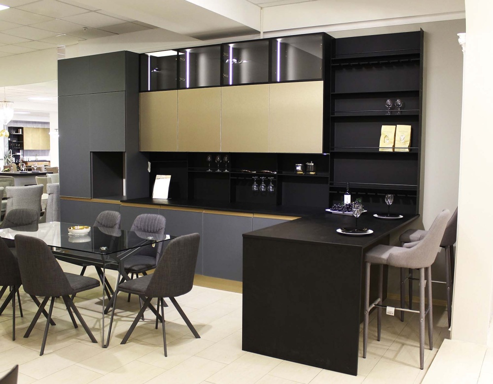 Кухня современная в наличии Новара