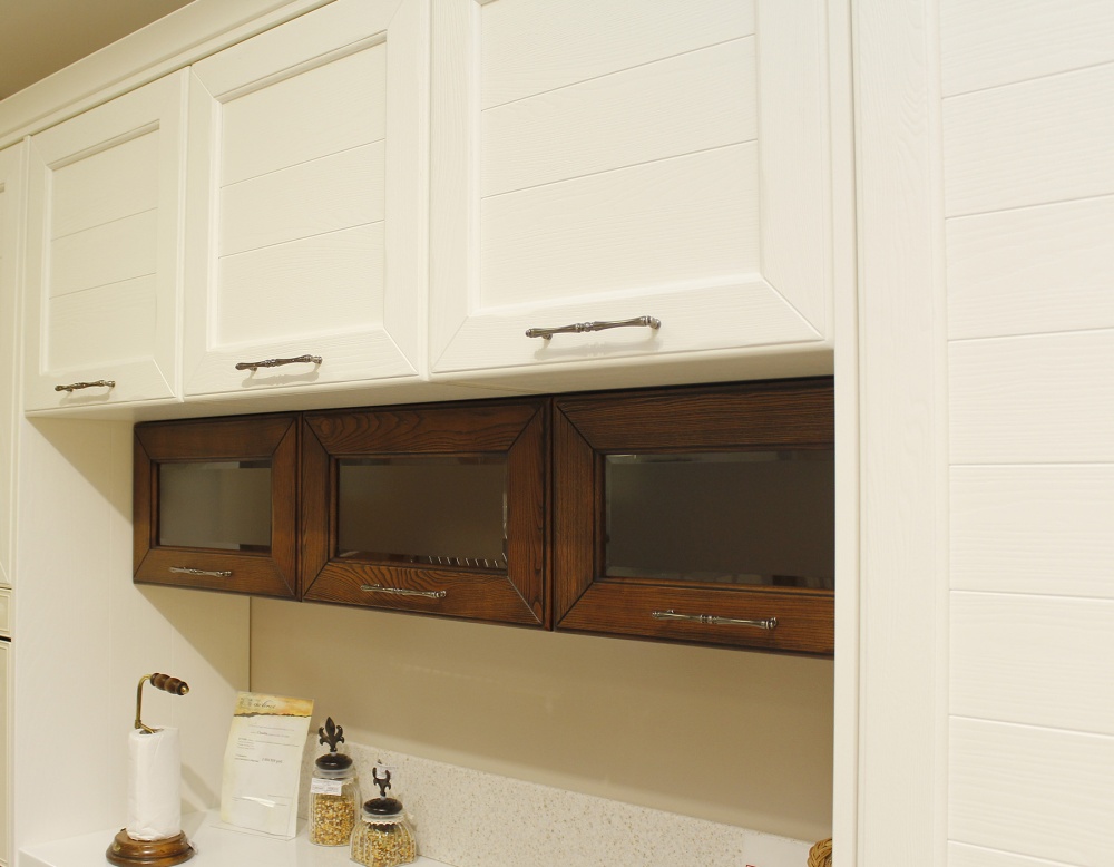 Деревянная кухня купить из наличия Claudia Италия LUBE cucine в Пластуновской